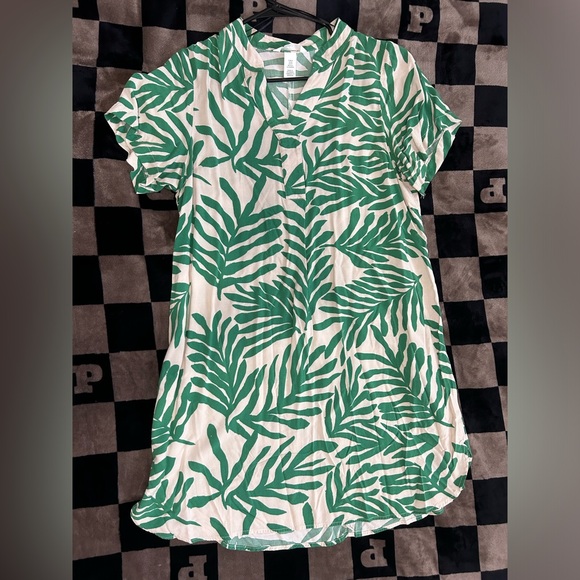 H&M Dress - Picture 1 of 7